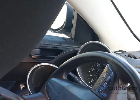 2011 Mazda Mazda3 I Sport из США, поврежденный, VIN JM1BL1UF6B1482703